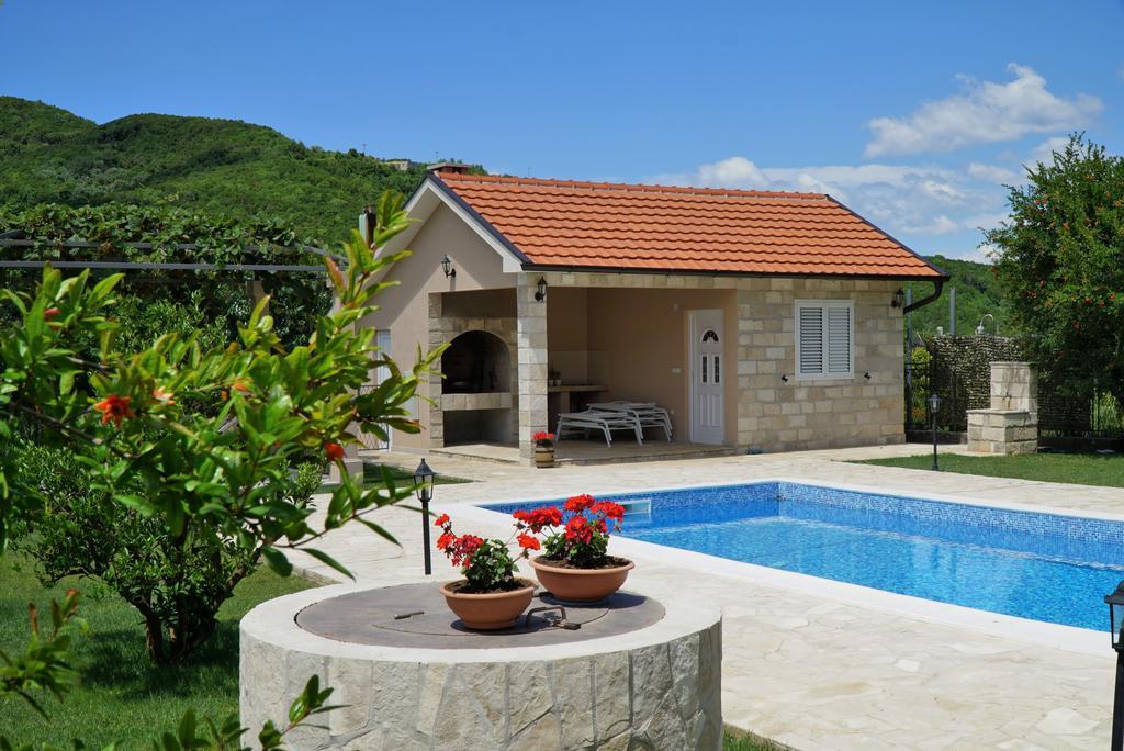 Apartments Raskovic Radanovići Exteriér fotografie